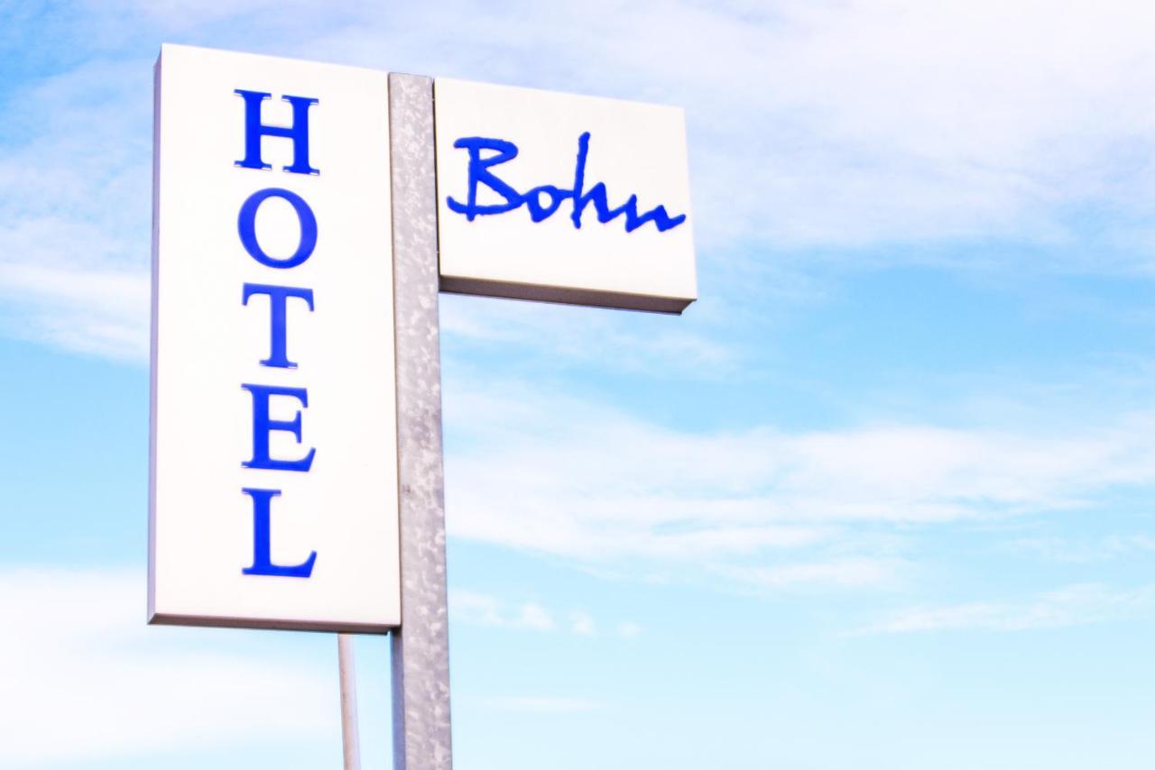 Hotel Bohn メッツィンゲン エクステリア 写真